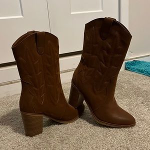 High heeled cowgirl boots